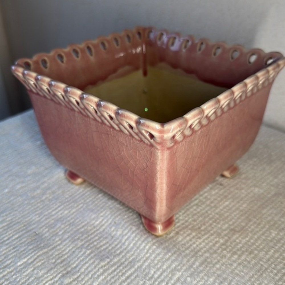 Mid century modern pink footed ceramic square planter